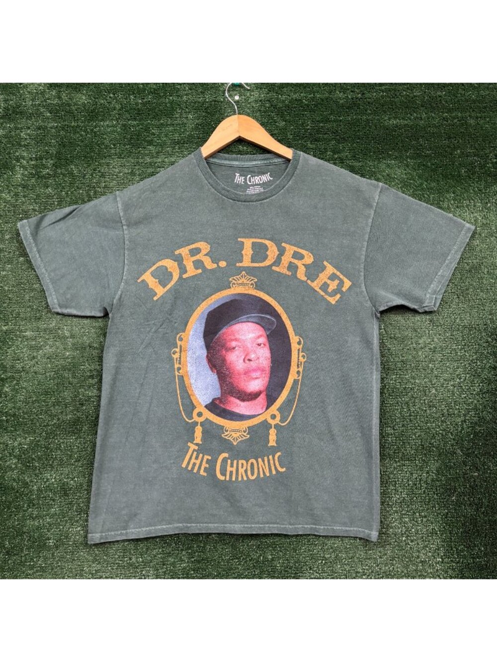 Dr. Dre The Chronic Album Cover Hip-Hop T-Shirt Size Medium